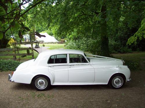 White Rolls Royce Silver Cloud