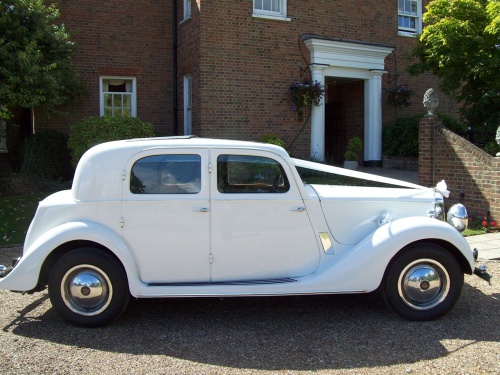 Vintage R75 Sports Saloon